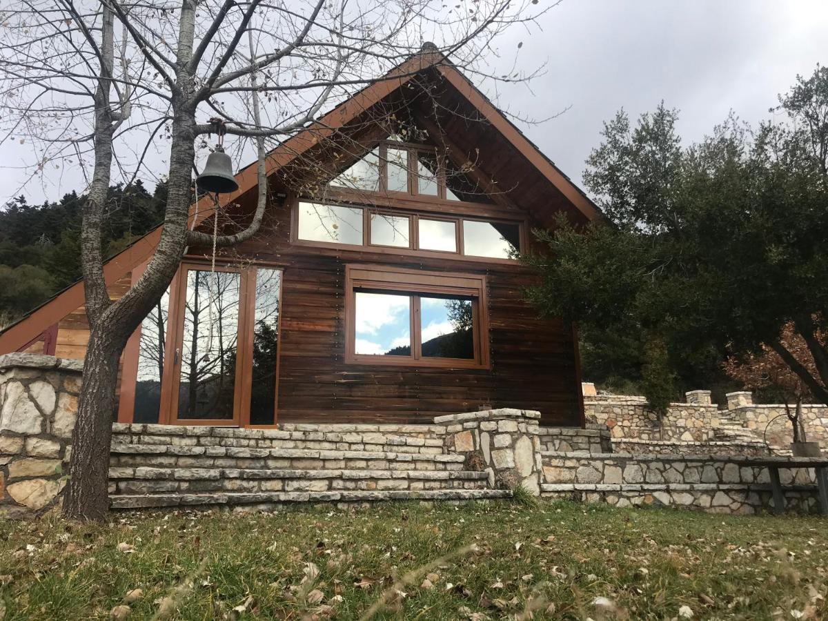 Chalet In The Forest Kalavryta Ngoại thất bức ảnh